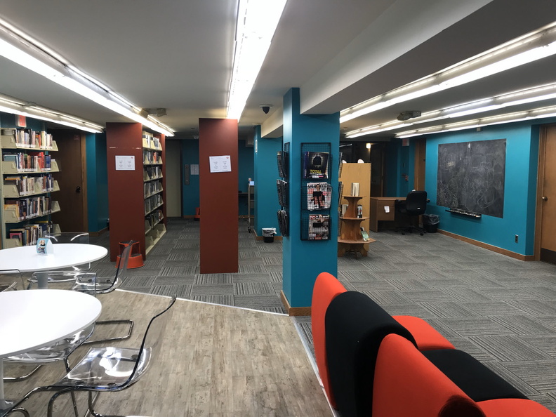 FB338C4C-A1D3-4FB5-B967-3355B919F62E 1 105 c