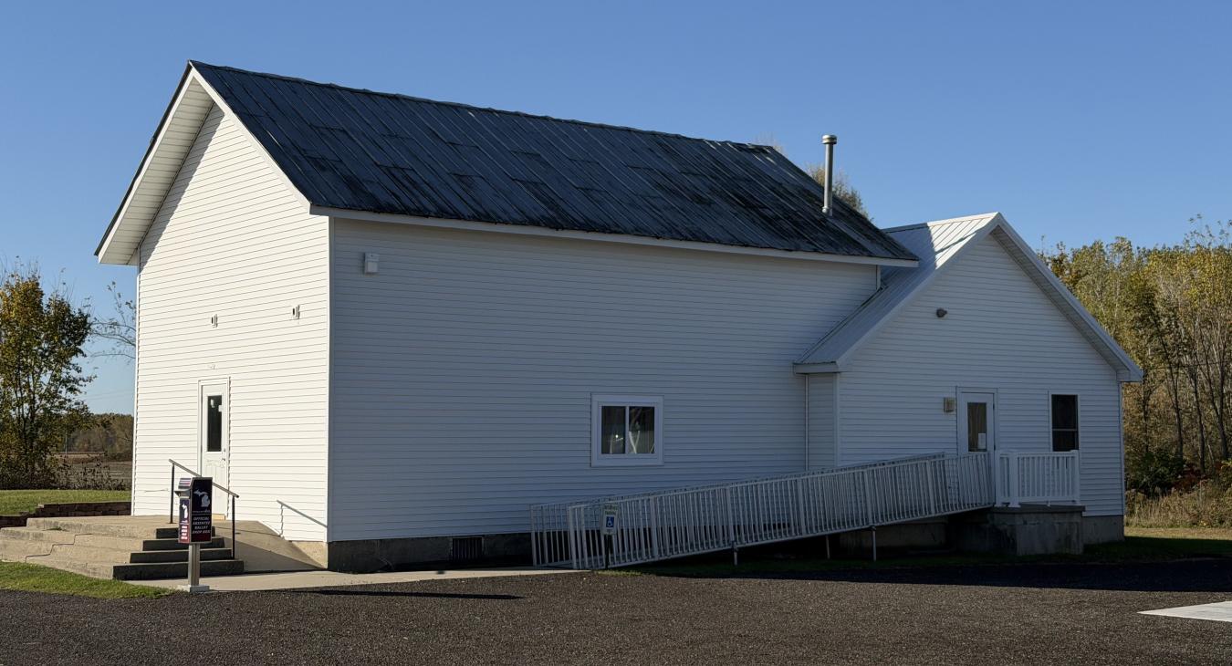 Algansee Branch Exterior